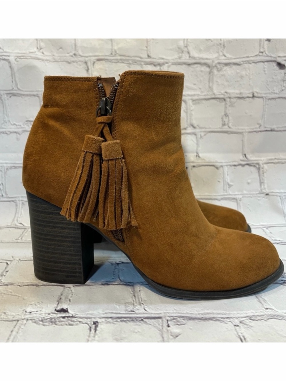 ESPRIT "Roberta" Faux Suede Heeled Ankle Boots with Tassel Rust-7.5